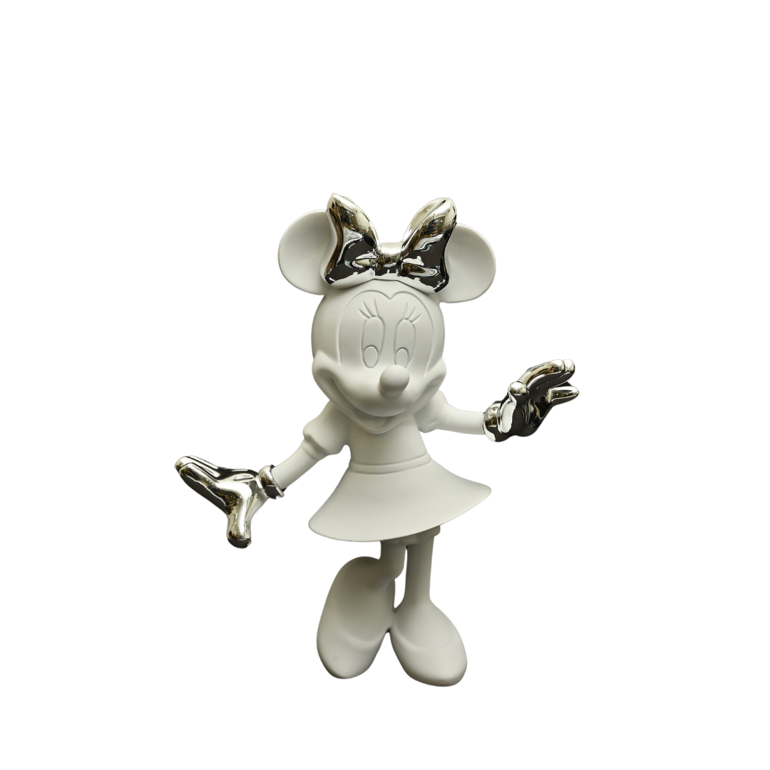 MIDLAND MINNIE RESIN FIGURE FOR SHOWCASING | WHITE SILVER